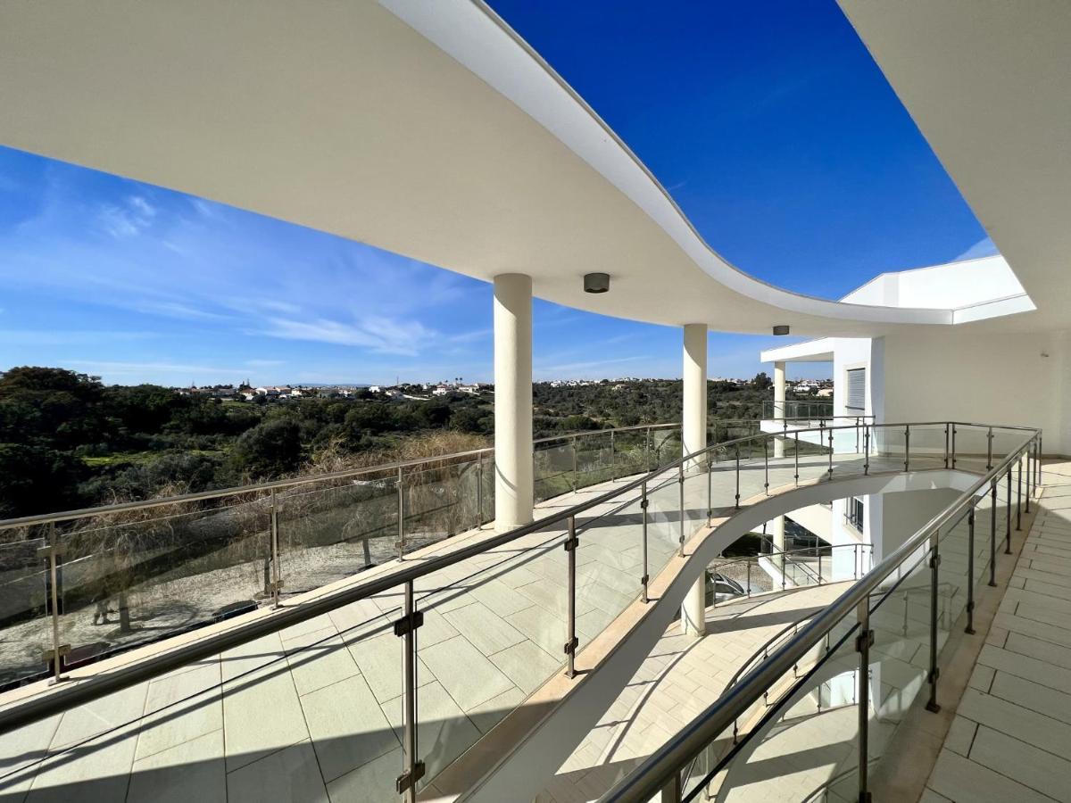 Forest View With Pool By Homing *